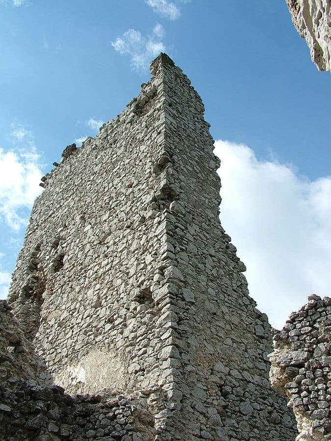 Veža tematínskeho hradu