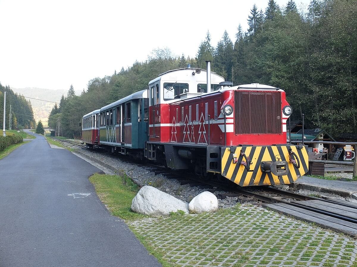 Čiernohorská železnica