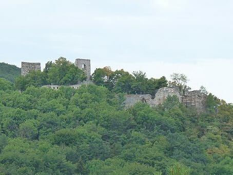Ruiny hradu Dobrá Voda
