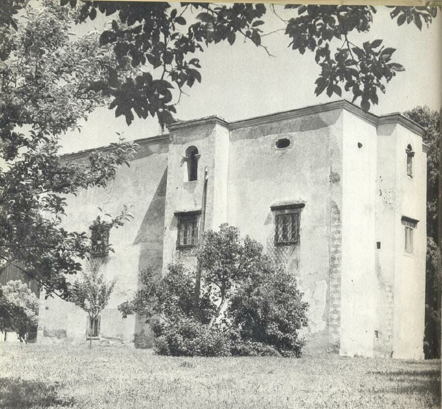 Historická fotografia kaštieľa rodu Bezeghovcov