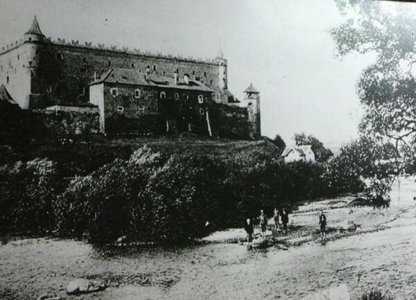 Historická fotografia Zvolenského zámku