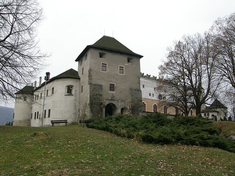 Vstupná časť do Zvolenského zámku