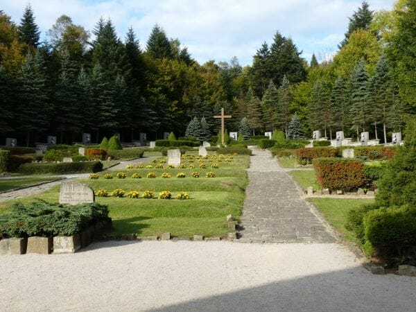 Pamätník na čs. armádneho zboru – pamätný cintorín