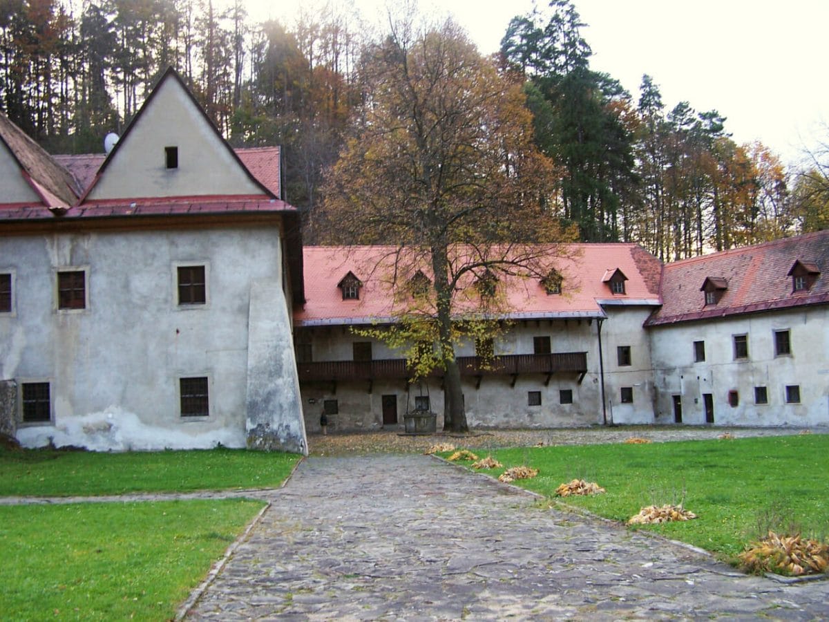 Areál Červený kláštor