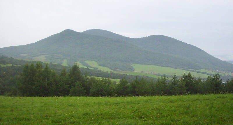 Pohorie Busov s najnižšou tisícovkou na Slovensku, vrchom Busov, v okrese Bardejov