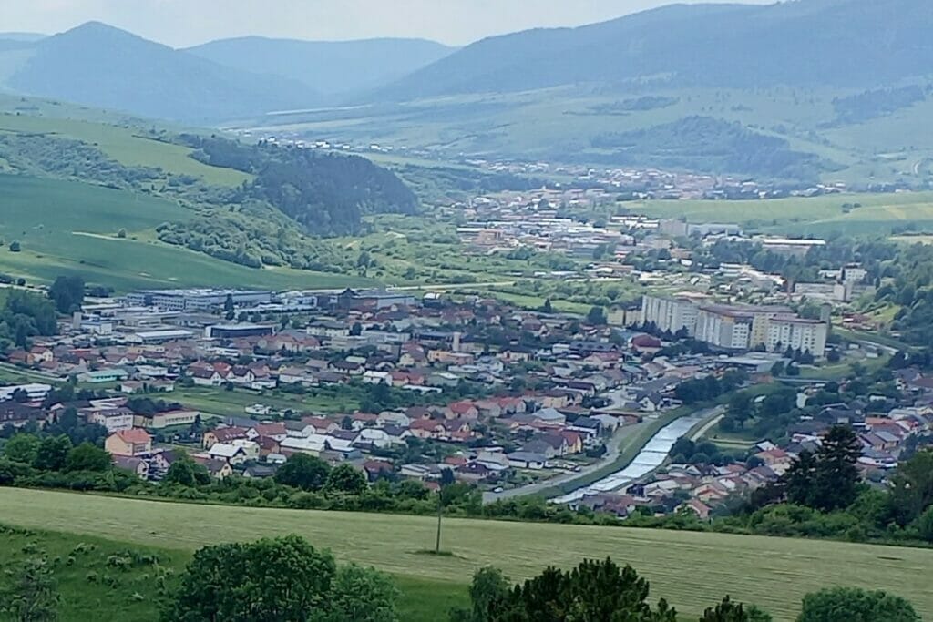 Pohľad na mesto Stará Ľuovňa z Ľubovnianskeho hradu