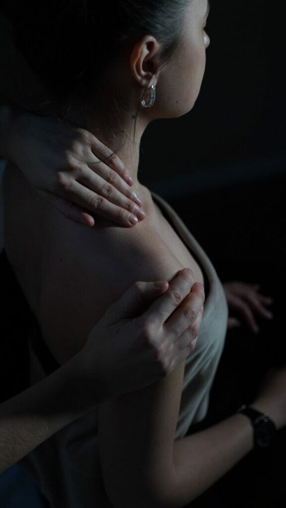 Myofasciálna masáž zlepšuje držanie tela a znižuje stres